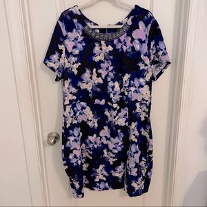 Floral stretch dress with neck embellishment